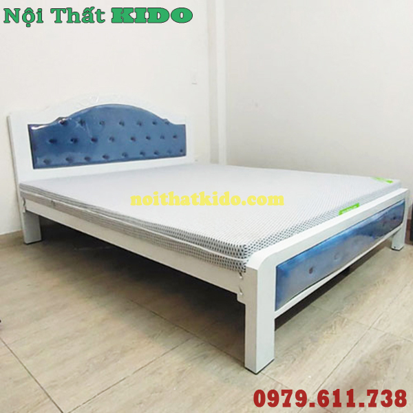 Giường sắt 1m8x2m