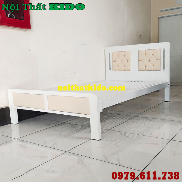 Giường sắt 1m x 2m