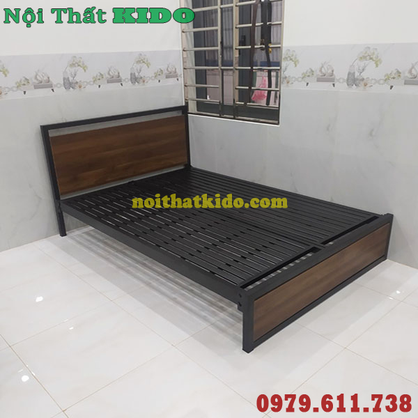 Giường sắt 1m6 x 2m