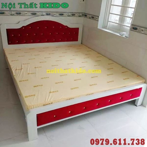 Giường sắt 1m8 x 2m