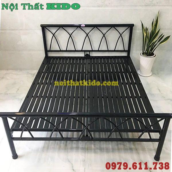 Giường sắt 1m8 x 2m