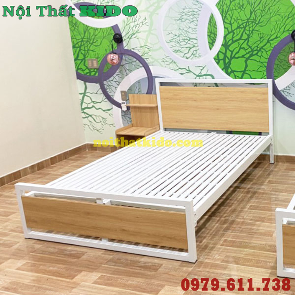 Giường sắt 80cm x 2m