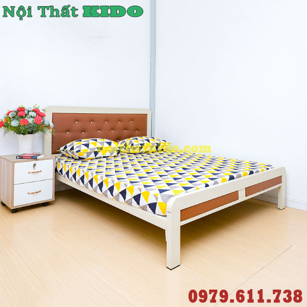 Giường sắt 1m8 x 2m