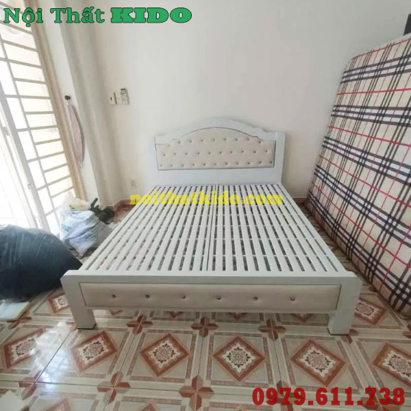 Giường sắt 1m6 x 2m