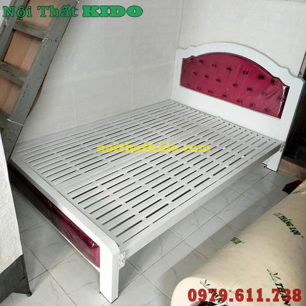 Giường sắt 1m4 x 2m