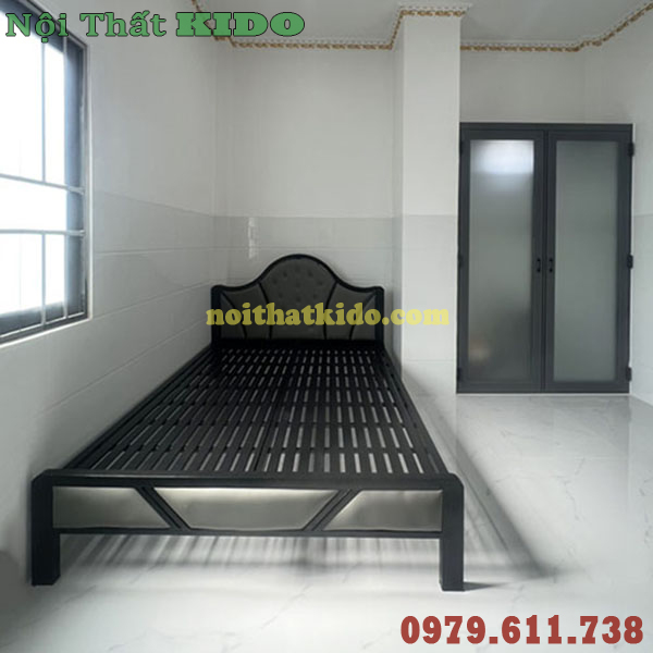 Giường sắt 2m x 2m2