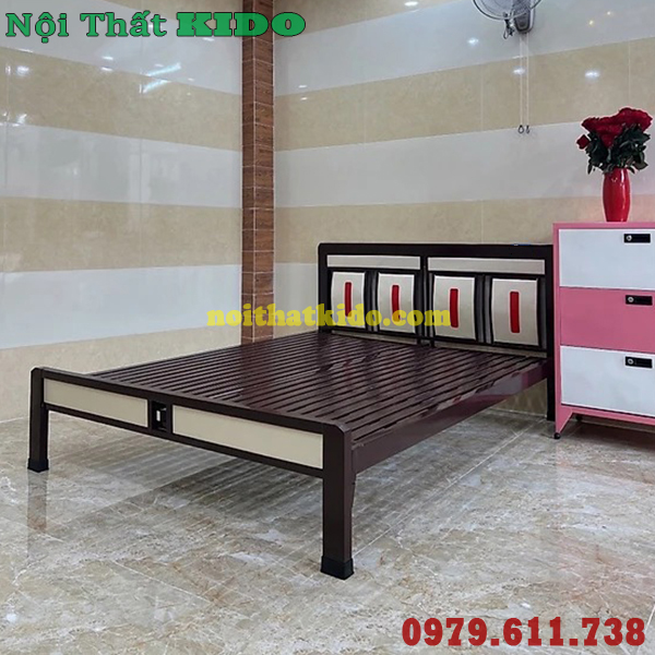 Giường sắt 1m8 x 2m