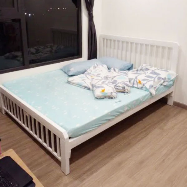 Giường sắt chân cao chống ngập nước