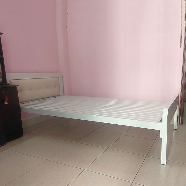 Giường sắt cá nhân