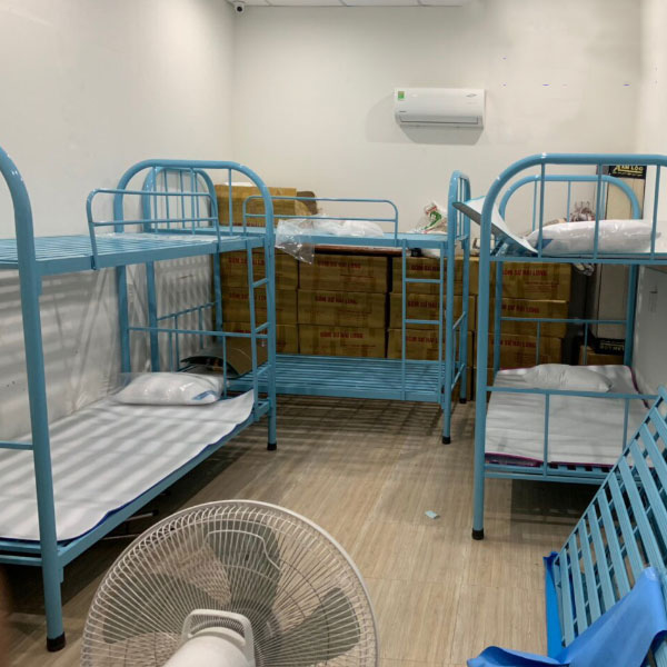 Giường tầng sắt