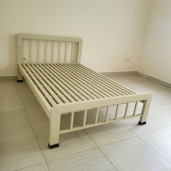 Giường sắt Quận 2