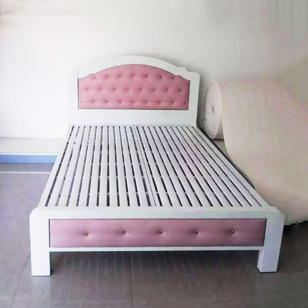Giường sắt Quận 2