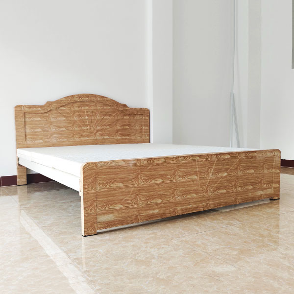 Giường sắt Quận 9