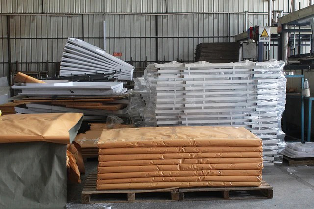 Thiết kế & sản xuất giường sắt theo yêu cầu 