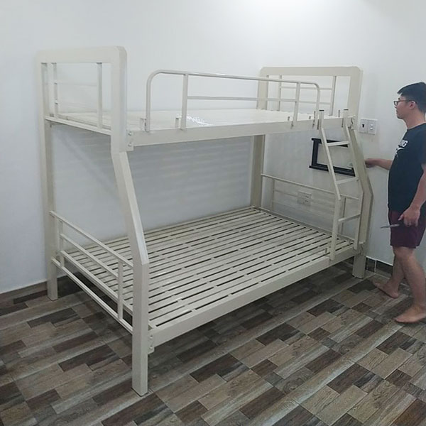 Giường tầng sắt