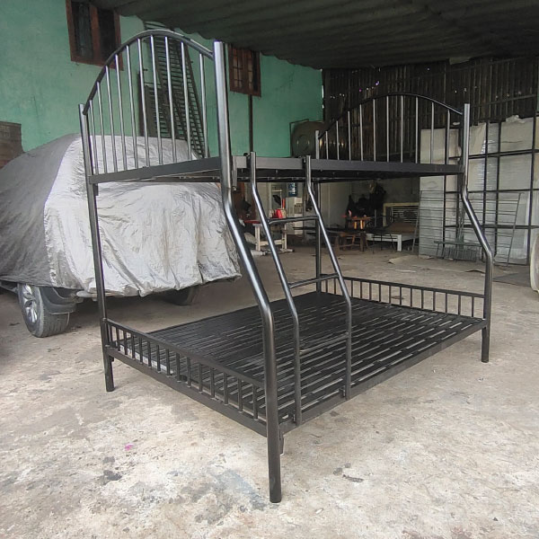 Giá giường tầng sắt 1m4 bao nhiêu tiền?