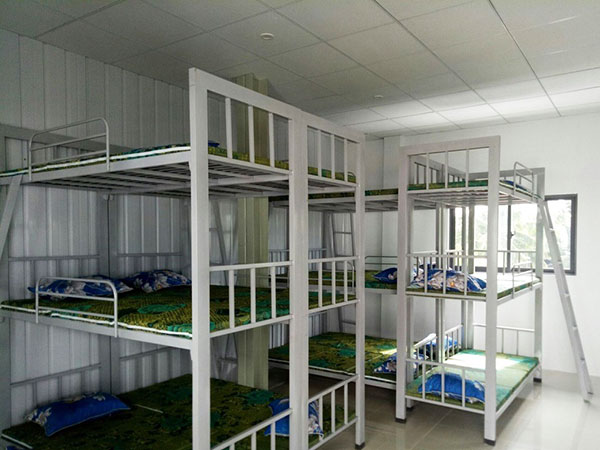 Giường tầng khung sắt giá rẻ 3 tầng