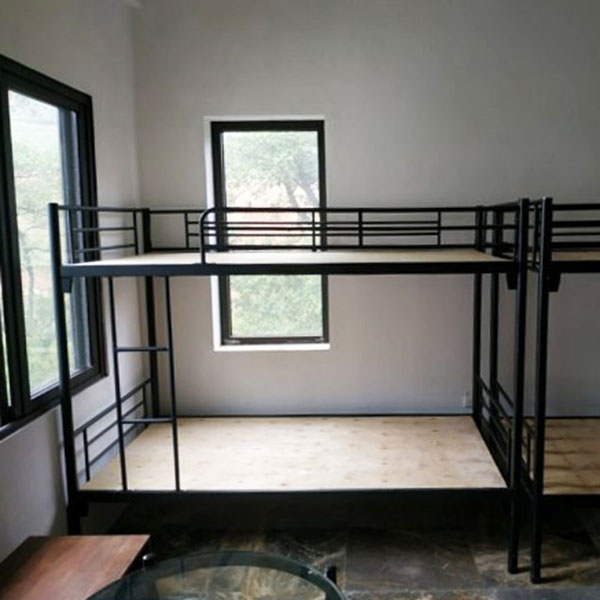 Giường tầng sắt sinh viên