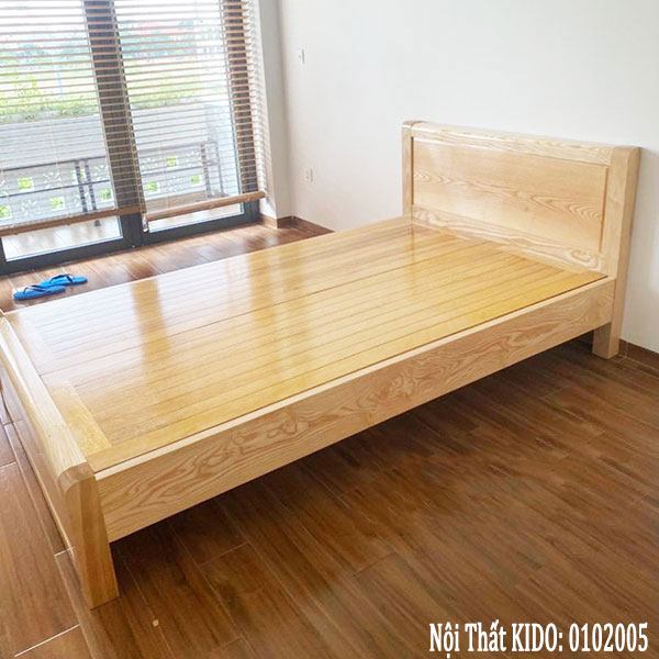 Giường đơn gỗ sồi phong cách hiện đại tại nhà khách hàng ở Quận 7
