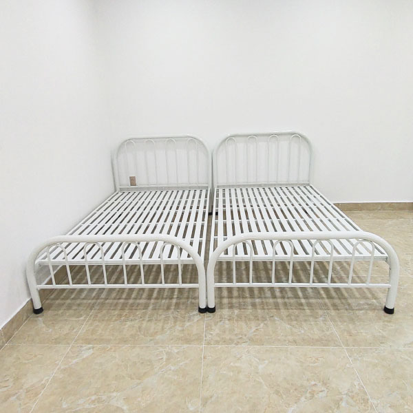 Giường sắt đơn cho người thuê trọ tại Quận 6