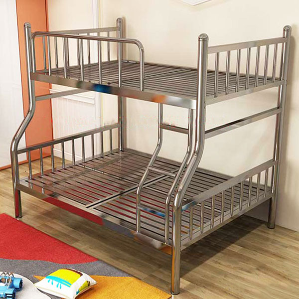 Nên cho bé bao nhiêu tuổi sử dụng giường 2 tầng bằng inox để đảm bảo an toàn?