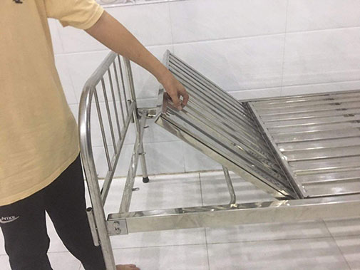Giường inox nâng đầu