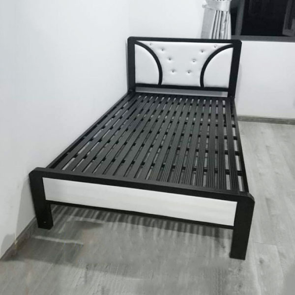 Câu hỏi thường gặp về giường sắt 1m