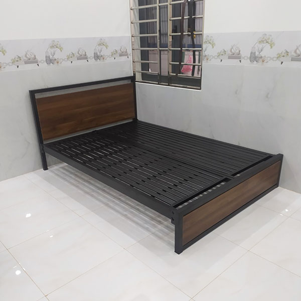 Giường sắt hộp cao cấp ốp gỗ