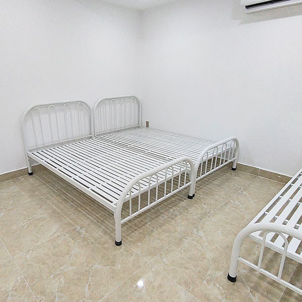 Giá giường sắt 1m2 bao nhiêu tiền?