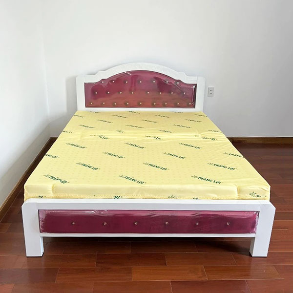 Giường sắt