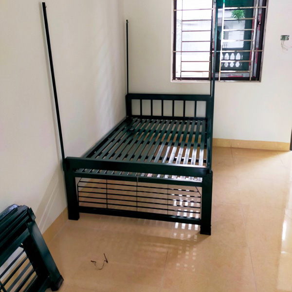 Giường sắt