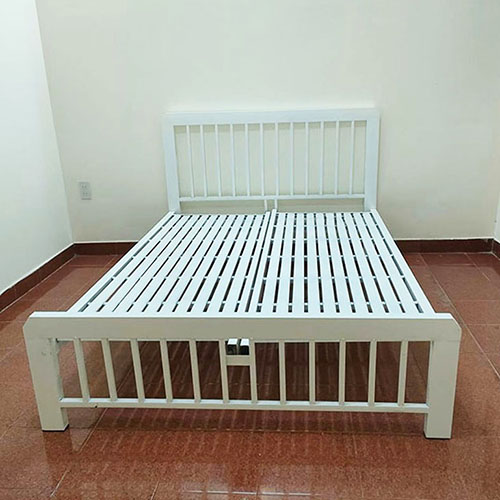 Giường sắt chân cao chống ngập nước