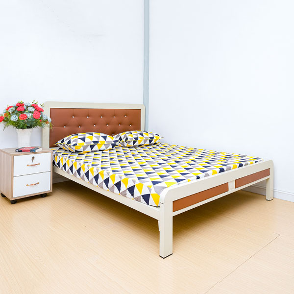Giường sắt hộp vuông