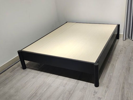 Giường sắt Quận 8