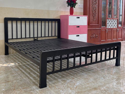 Giường sắt Huyện Nhà Bè