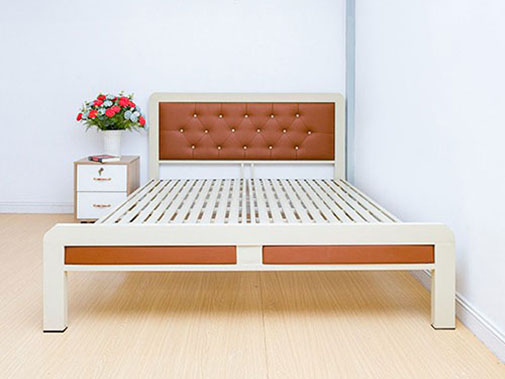 Giường sắt Huyện Hóc Môn