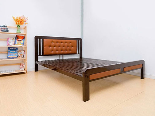 Giường sắt huyện Củ Chi