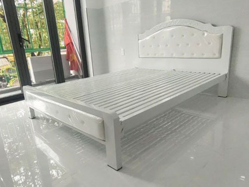 Giường sắt Bến Tre