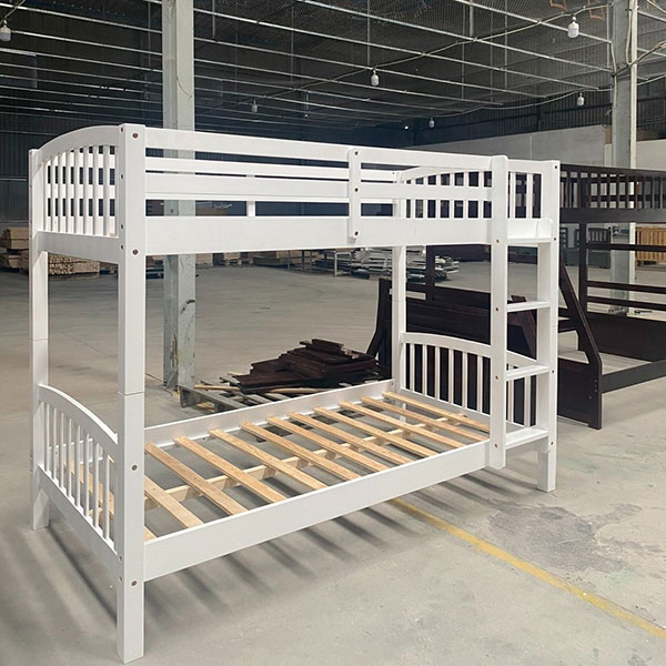 Giường tầng bằng gỗ thông sơn màu trắng hiện đại